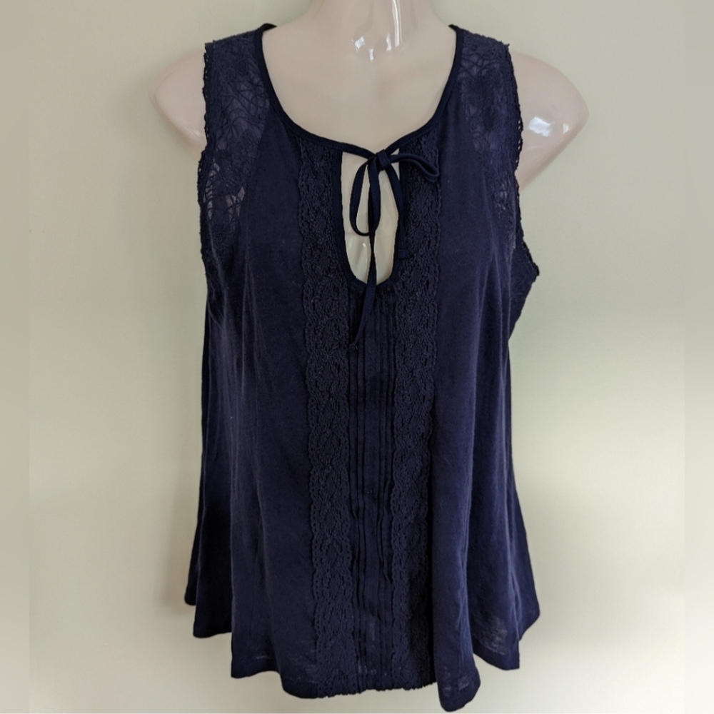 𝅺ANTHROPOLOGIE meadow rue lace and crochet detailed sleeveless top medium blue